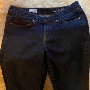 Gap dark wash jeans. 2/26R Long and Lean fit/Trouser. NWOT.